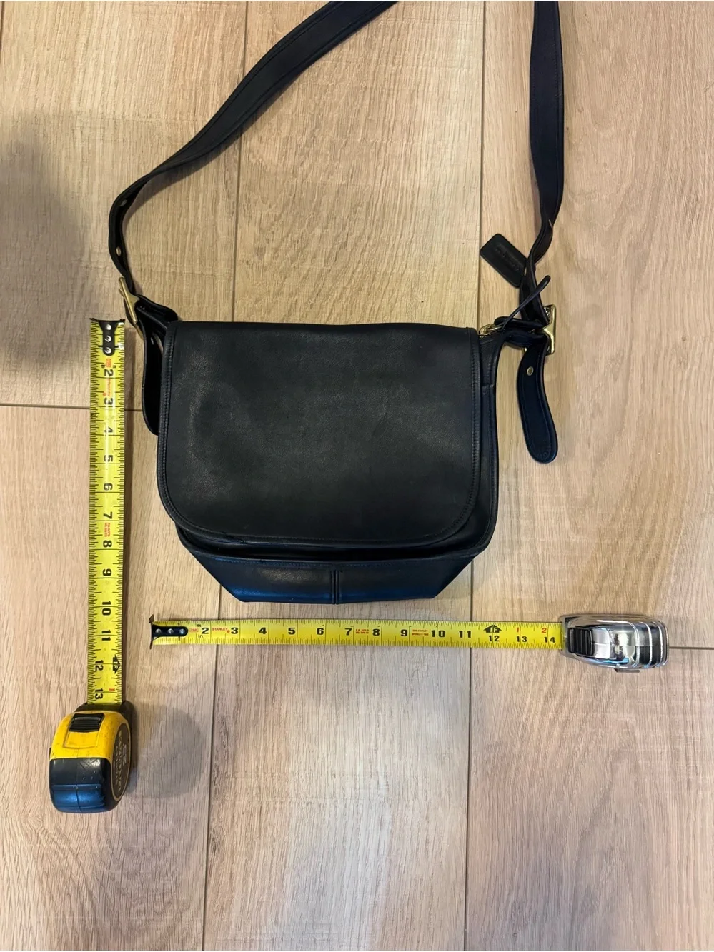 🖤✨ Coach Black Leather Shoulder Bag | Classic Flap Handbag ✨🖤